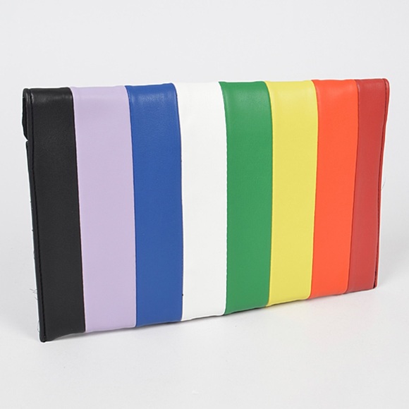 Rainbow Purse - Picture 3 of 5